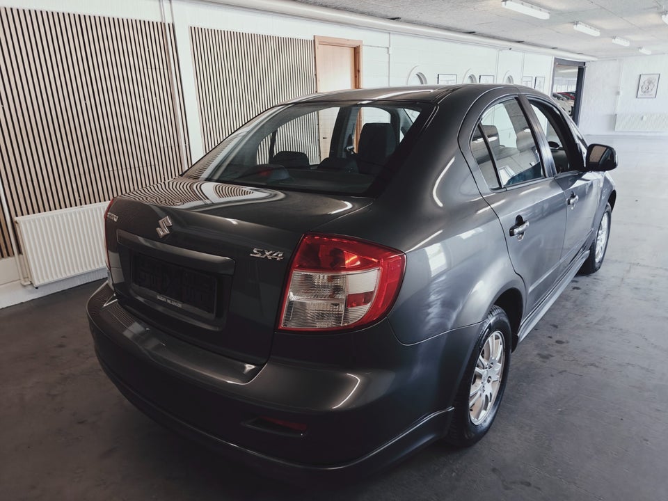 Suzuki SX4 1,6 GLX 4d