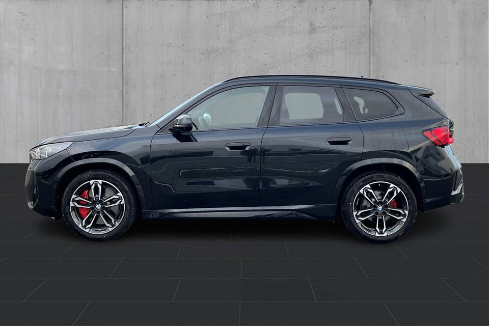 BMW iX1 eDrive20 Fully Charged 5d