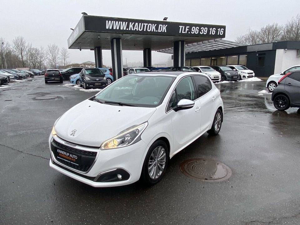 Peugeot 208 1,6 BlueHDi 100 Allure Sky 5d