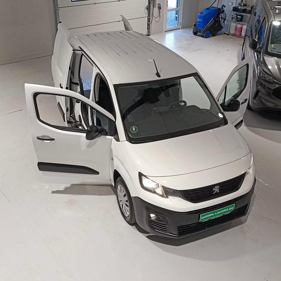 Peugeot Partner 1,5 BlueHDi 100 L1V1 Plus Van