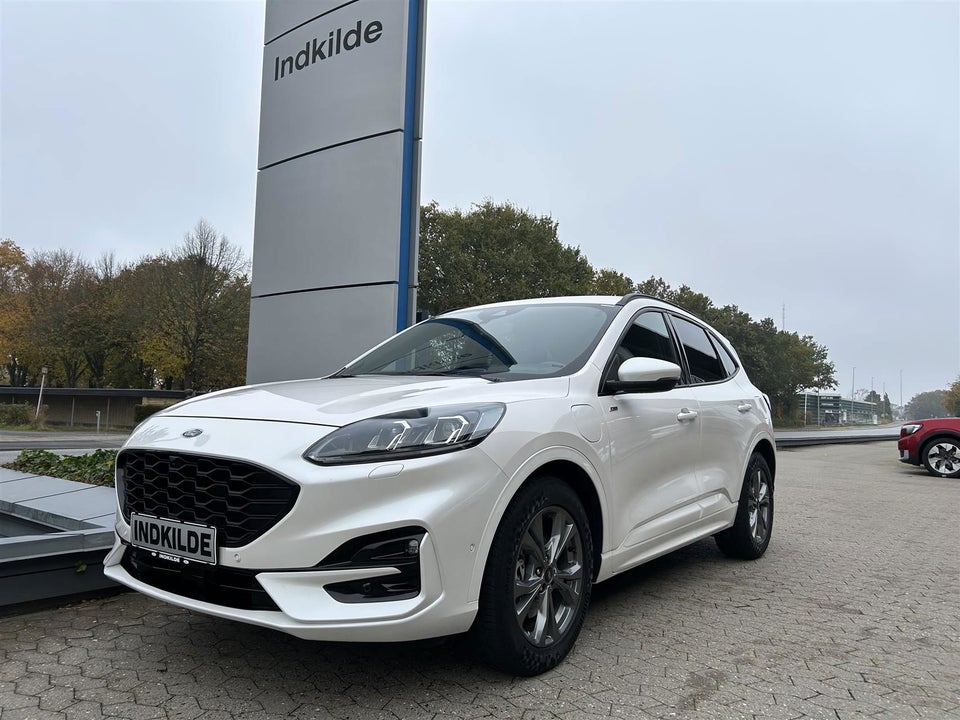 Ford Kuga 2,5 PHEV ST-Line X CVT 5d