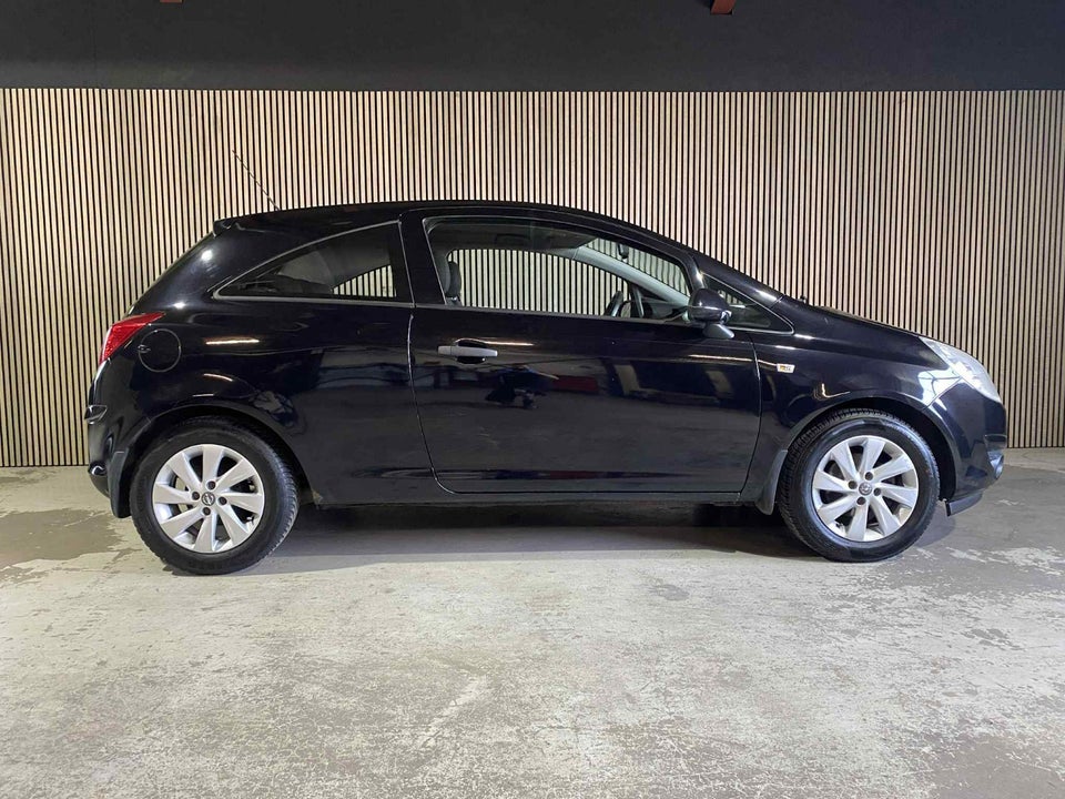 Opel Corsa 1,0 12V Enjoy 3d