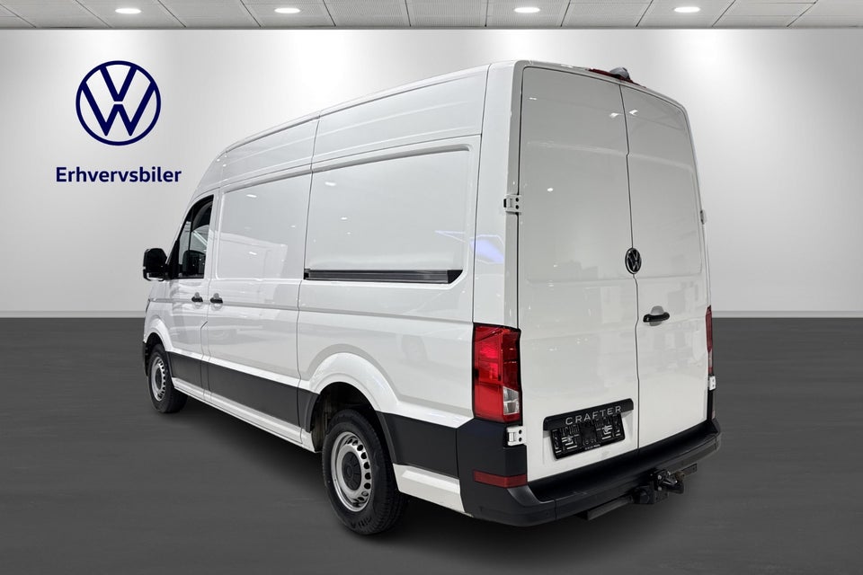 VW Crafter 35 2,0 TDi 177 Kassevogn L3H3 aut.