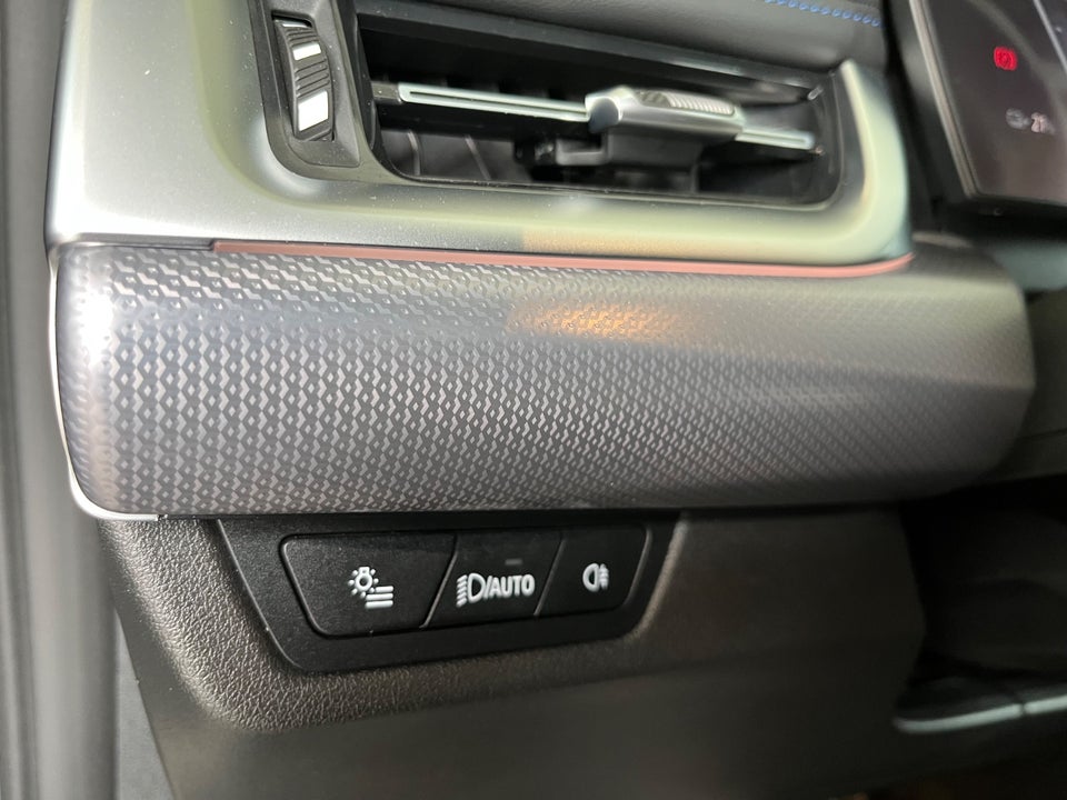 BMW iX1 eDrive20 M-Sport 5d