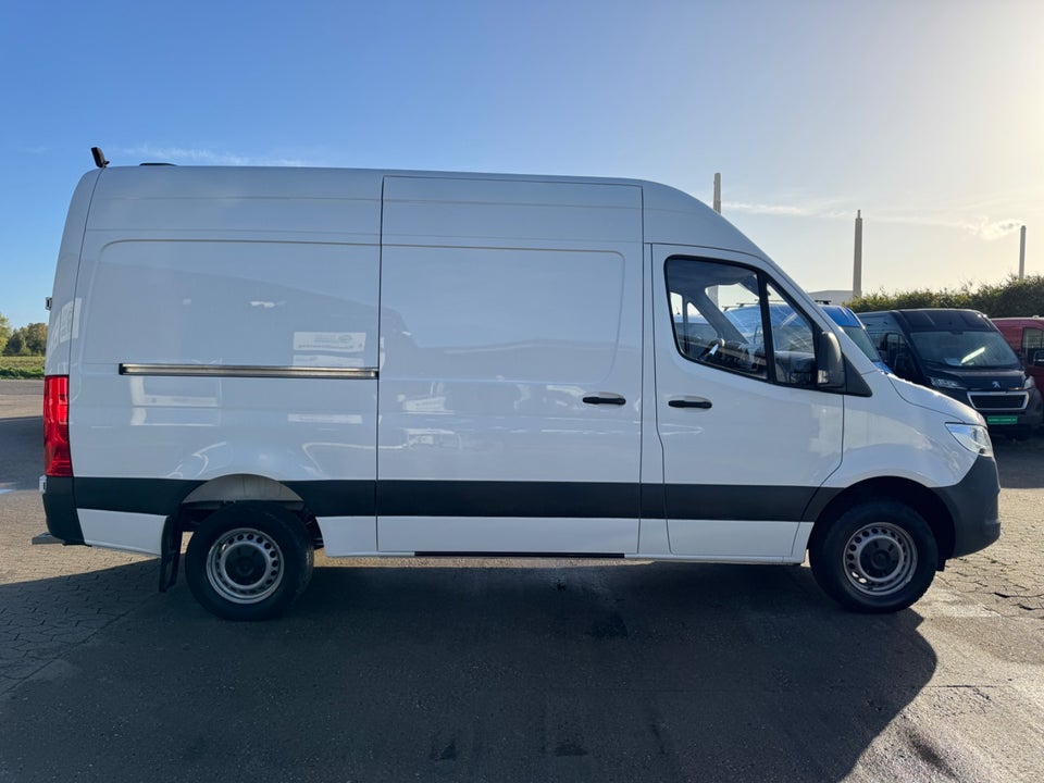 Mercedes Sprinter 316 2,2 CDi A2 Kassevogn RWD
