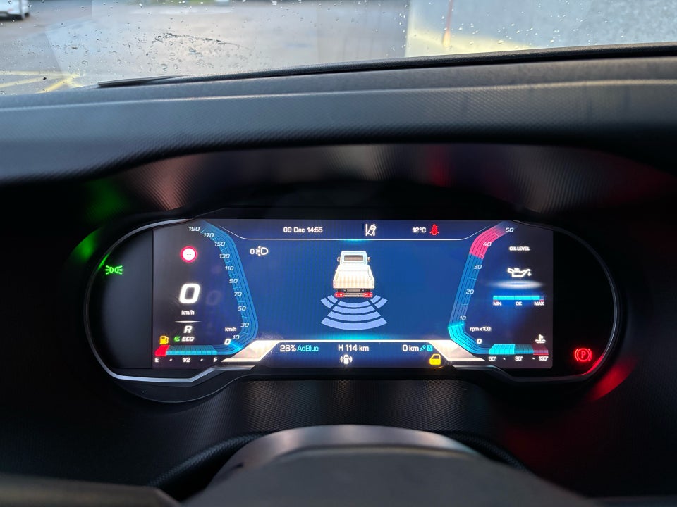 Iveco Daily 3,0 35S18 4100mm Box m/lift AG8