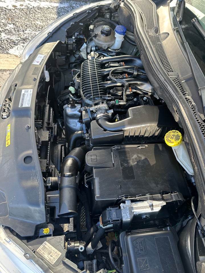 Peugeot 208 1,2 PureTech 82 Allure+ 5d