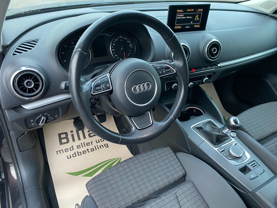 Audi A3 1,2 TFSi 105 Ambiente 3d