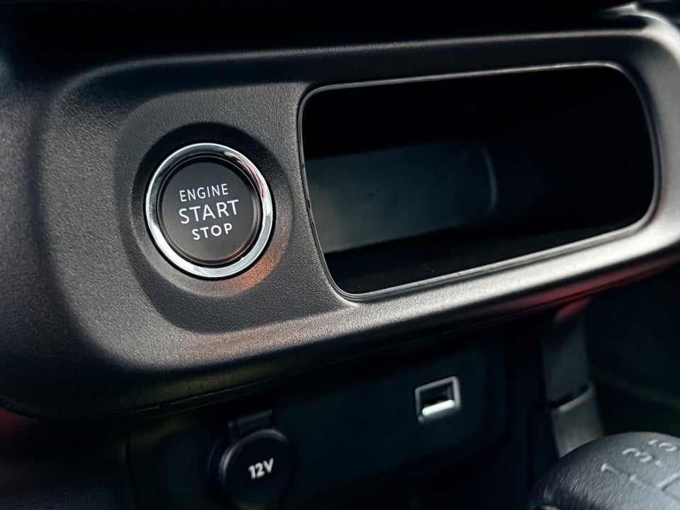 Citroën C3 1,2 PureTech 83 TPV Sport 5d