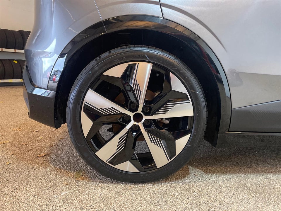 Renault Megane E-Tech 60 Techno+ 5d