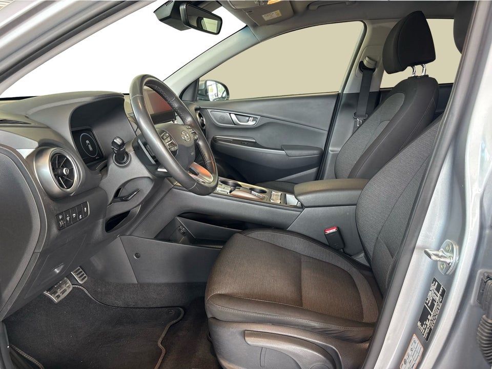 Hyundai Kona 64 EV Advanced 5d