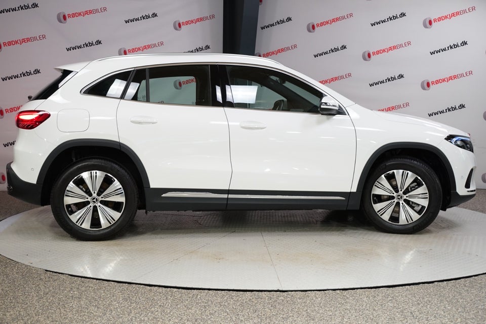 Mercedes EQA250 Progressive 5d