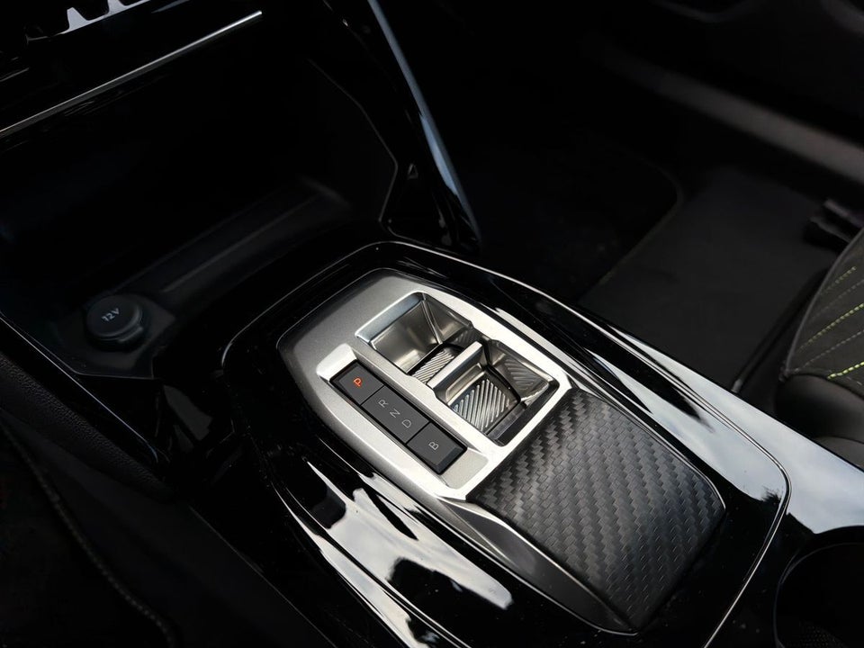 Peugeot e-2008 54 GT 5d