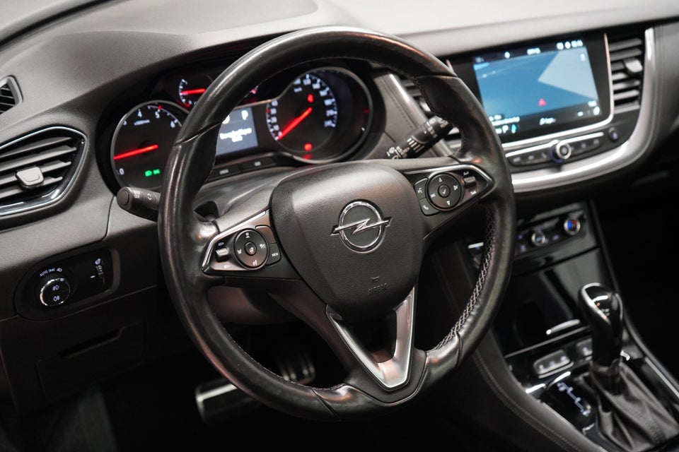Opel Grandland X 1,2 T 130 Innovation aut. 5d