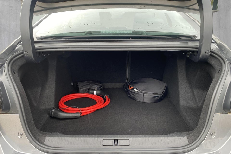 Citroën ë-C4 X 50 Plus 4d