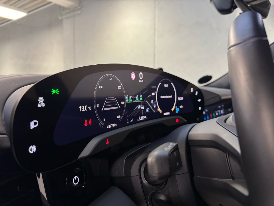 Porsche Taycan 4 Performance+ Cross Turismo 5d