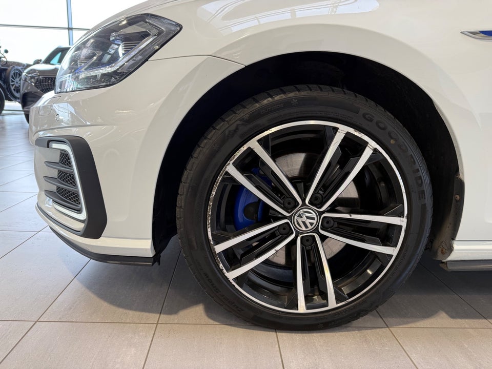 VW Golf VII 1,4 GTE DSG 5d