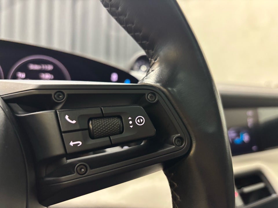 Porsche Taycan 4S Performance+ 4d