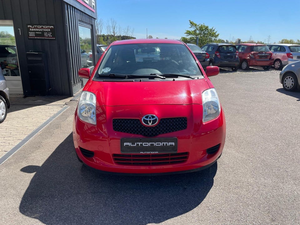 Toyota Yaris 1,3 Luna 5d