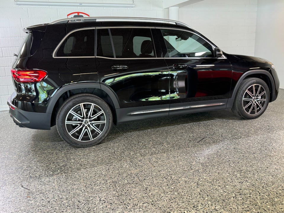 Mercedes EQB300 AMG Line 4Matic 7prs 5d