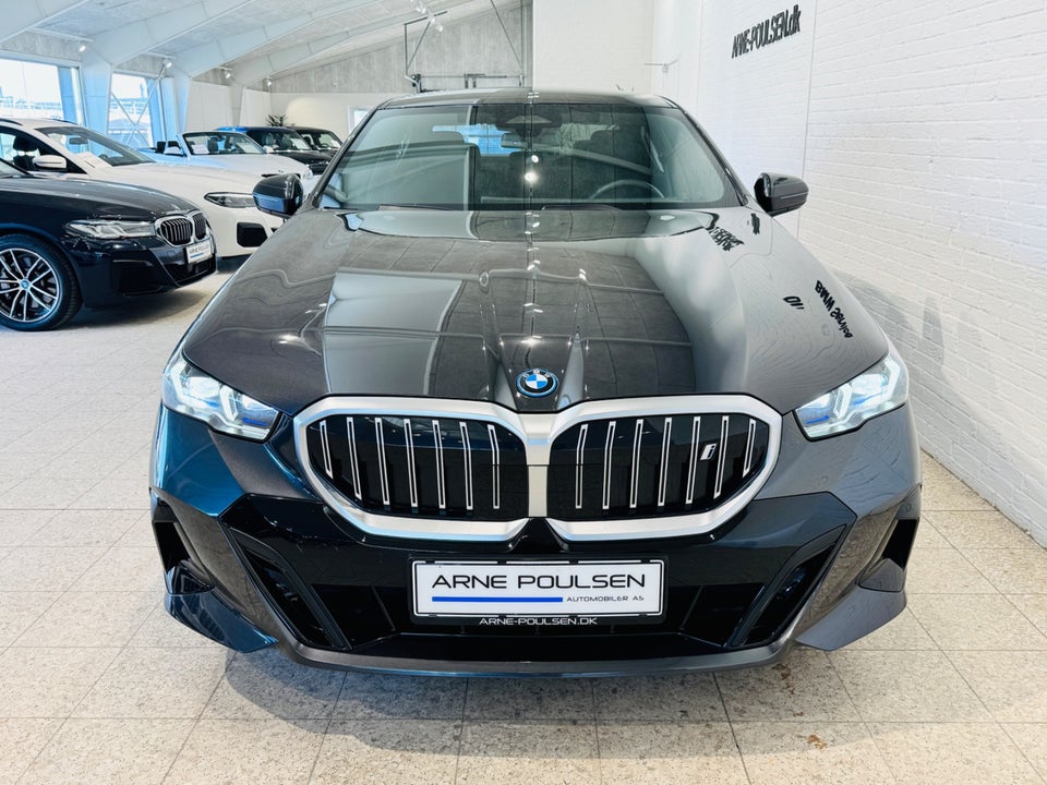 BMW i5 eDrive40 M-Sport 4d