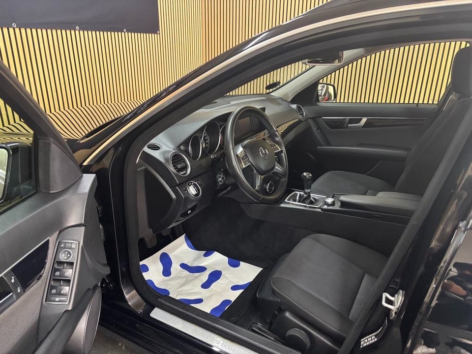 Mercedes C200 2,2 CDi Avantgarde BE 4d