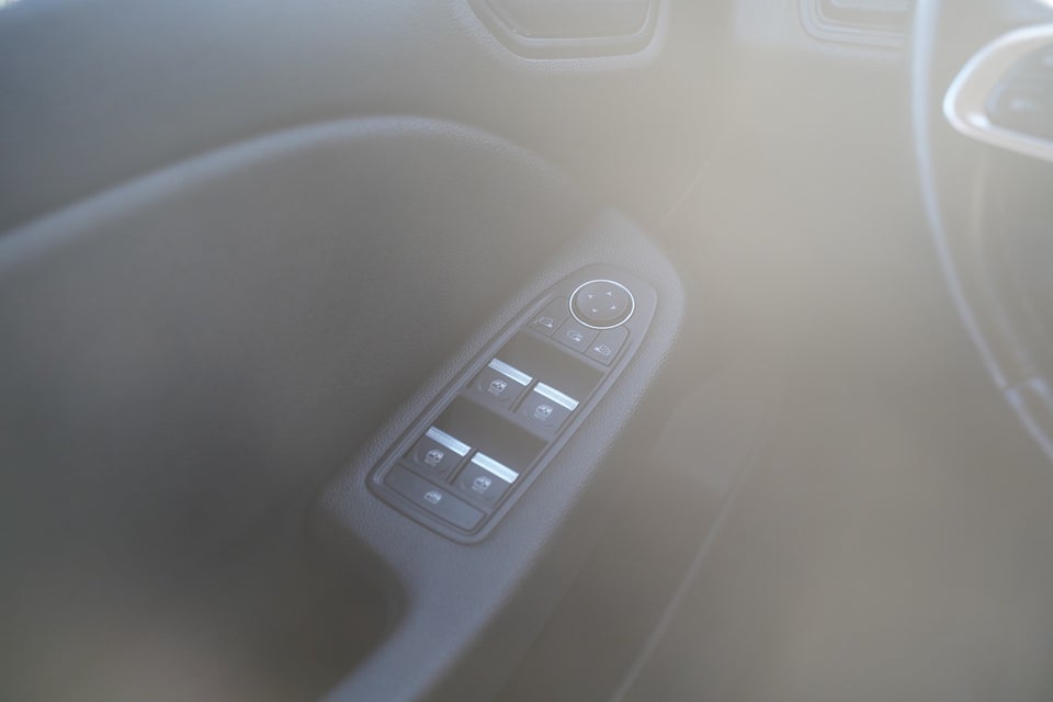 Renault Clio V 1,6 E-Tech Intens 5d