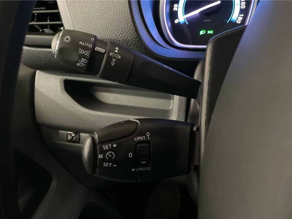Peugeot e-Expert 75 L2 Premium Van