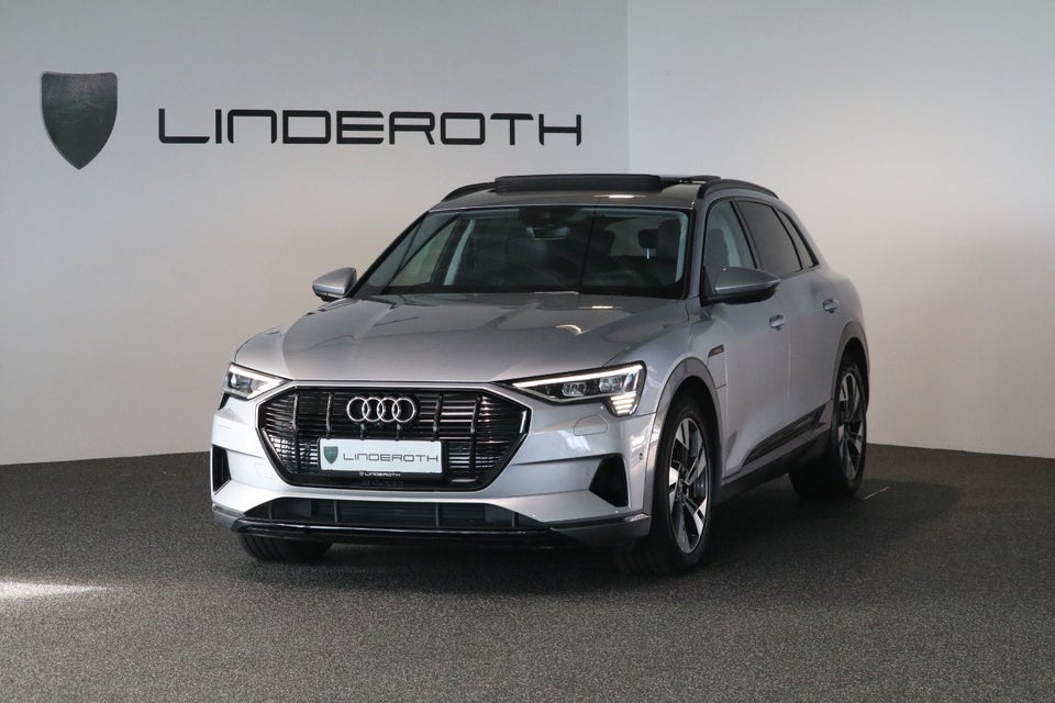 Audi e-tron 55 quattro 5d