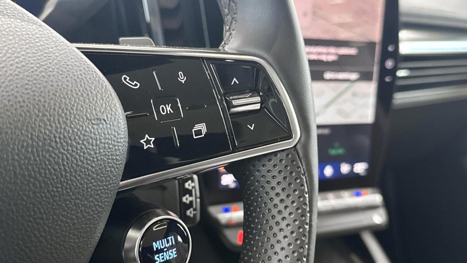 Renault Scenic E-Tech 87 Iconic 5d