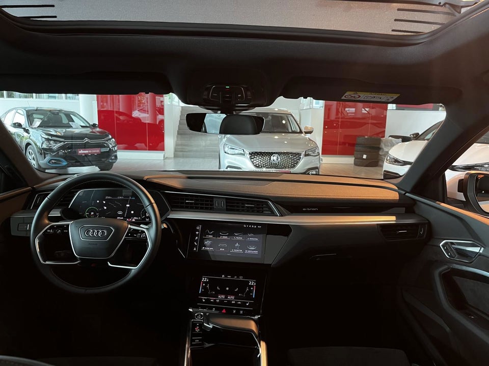 Audi e-tron 55 S-line Sportback quattro 5d