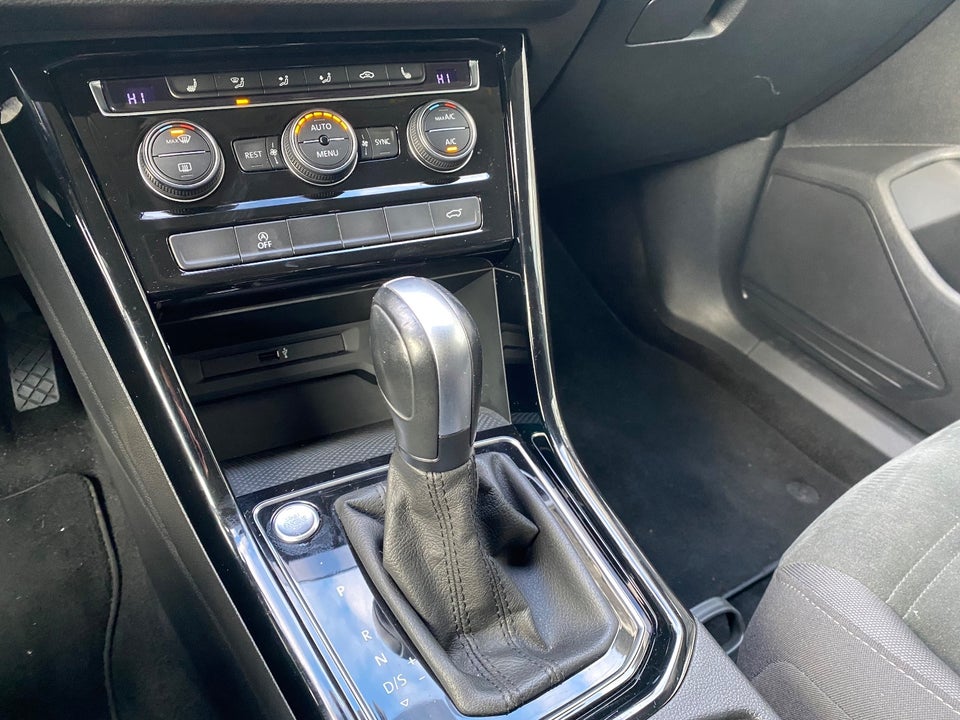 VW Touran 2,0 TDi 150 Highline+ DSG Van 5d