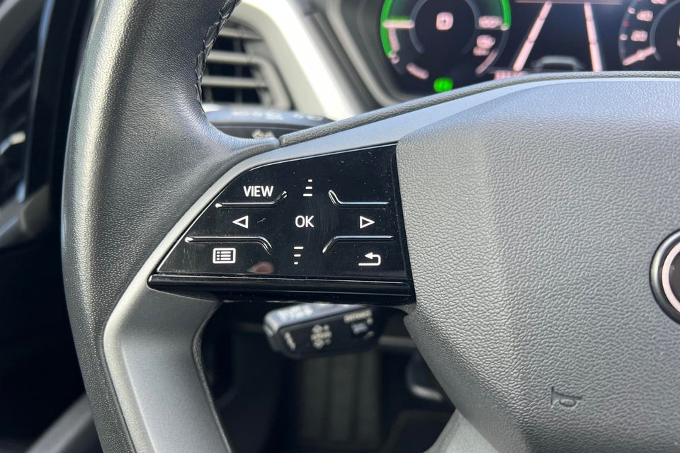 Audi Q4 e-tron 40  5d