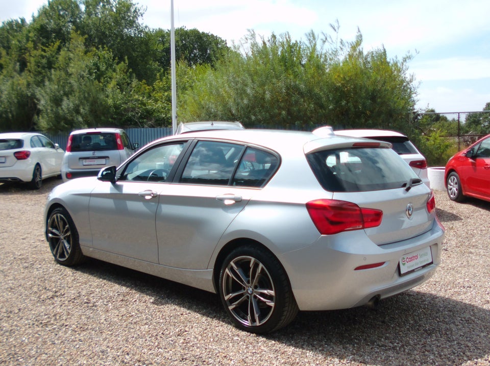 BMW 118i 1,5 Advantage aut. 5d