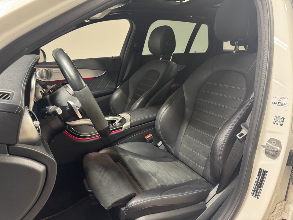 Mercedes C220 d 2,0 AMG Line Night Edition stc. aut. 5d