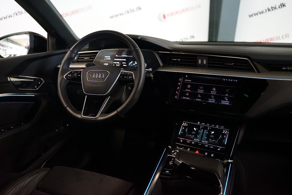 Audi e-tron 55 S-line Sportback quattro 5d