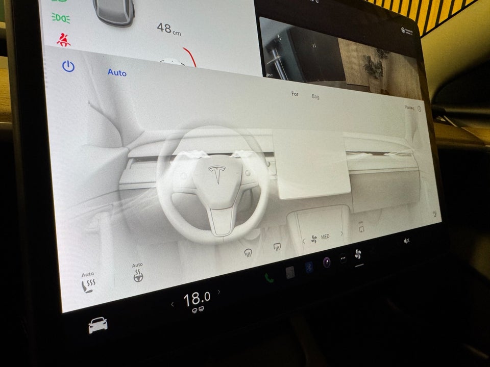 Tesla Model 3 Long Range AWD 4d