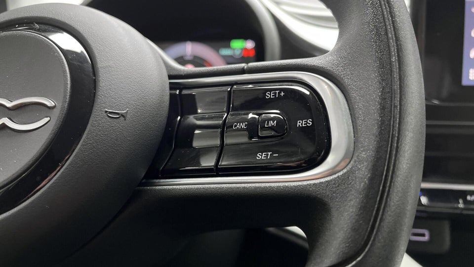 Fiat 500e 24 Action 3d