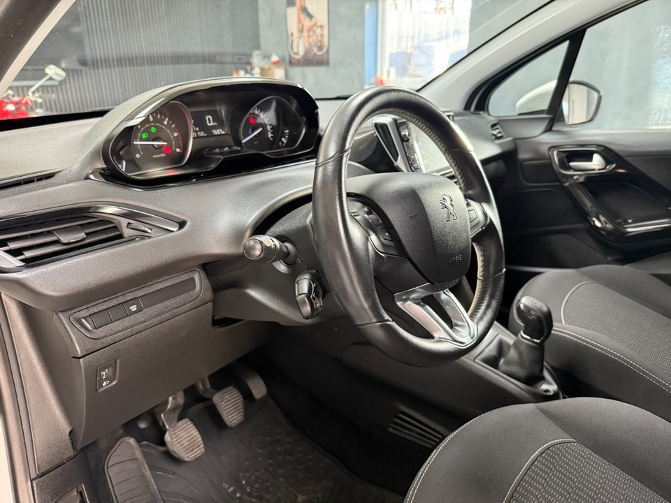 Peugeot 208 1,6 BlueHDi 75 Active 5d