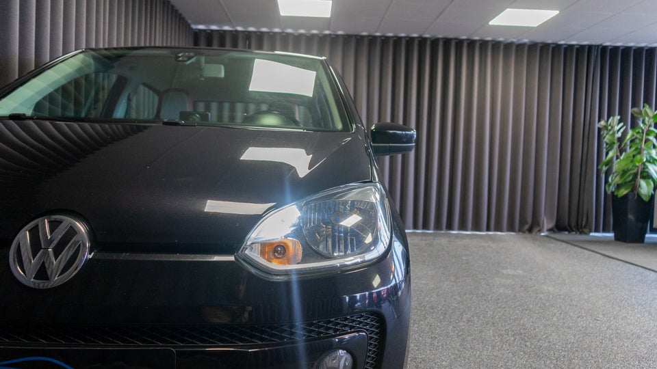 VW Up! 1,0 75 High Up! BMT 5d