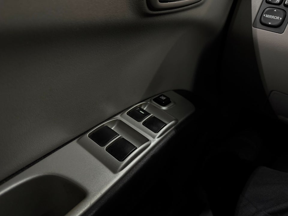 Mitsubishi L200 2,5 DI-D Db.Kab Intense aut. 4d