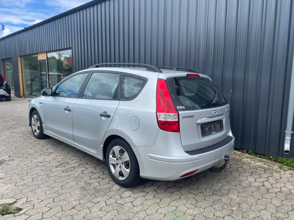 Hyundai i30 1,6 CRDi 90 Comfort CW 5d