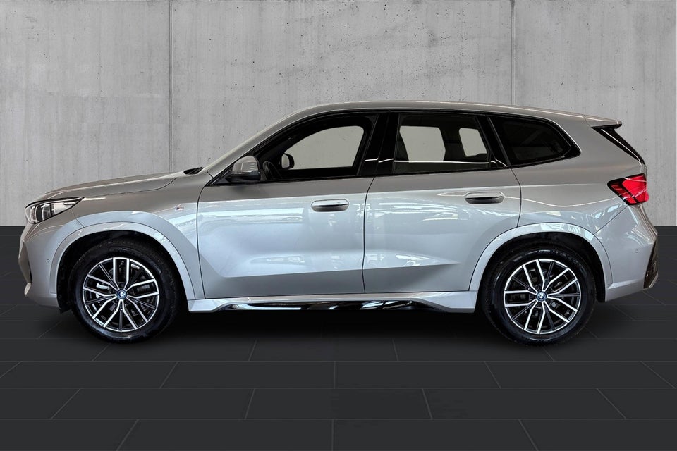 BMW iX1 xDrive30 M-Sport 5d