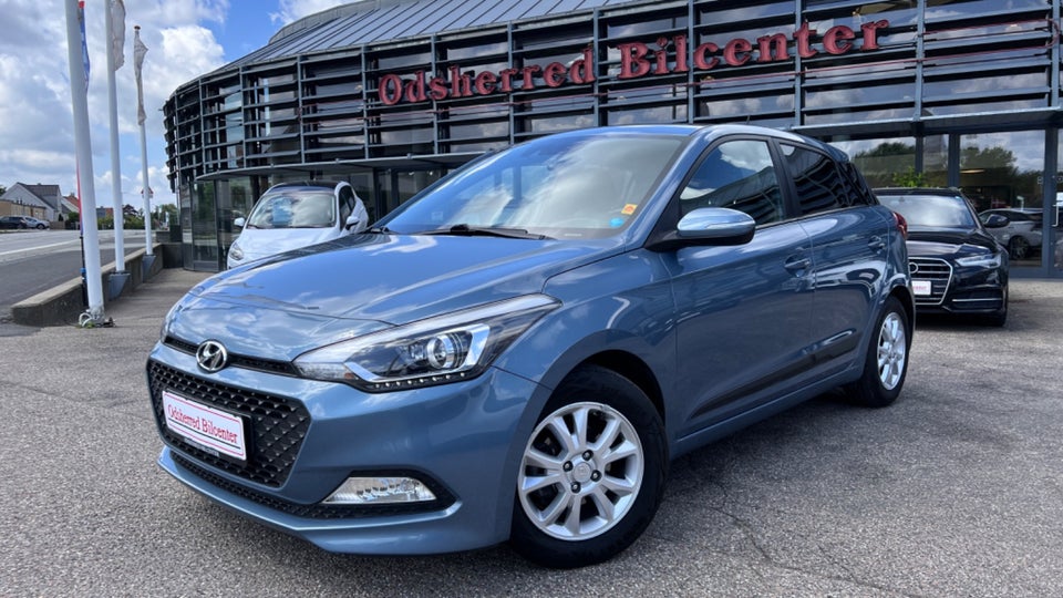 Hyundai i20 1,25 EM-Edition 5d