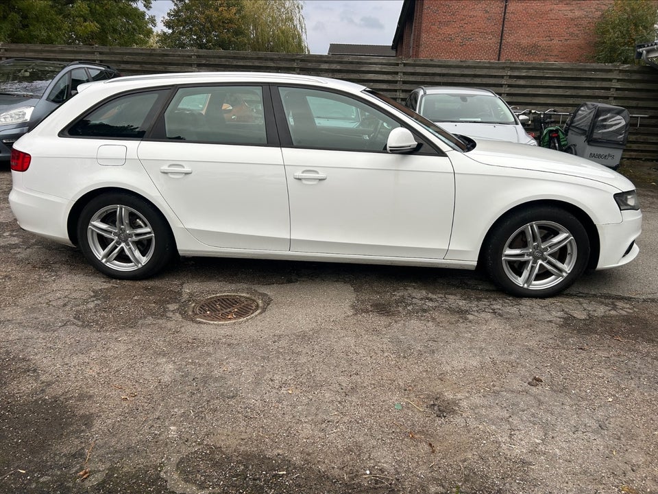 Audi A4 2,7 TDi 190 Avant Multitr. 5d