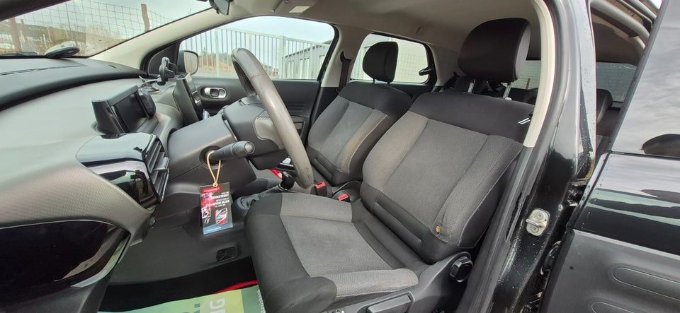 Citroën C4 Cactus 1,6 BlueHDi 100 Feel Complet 5d