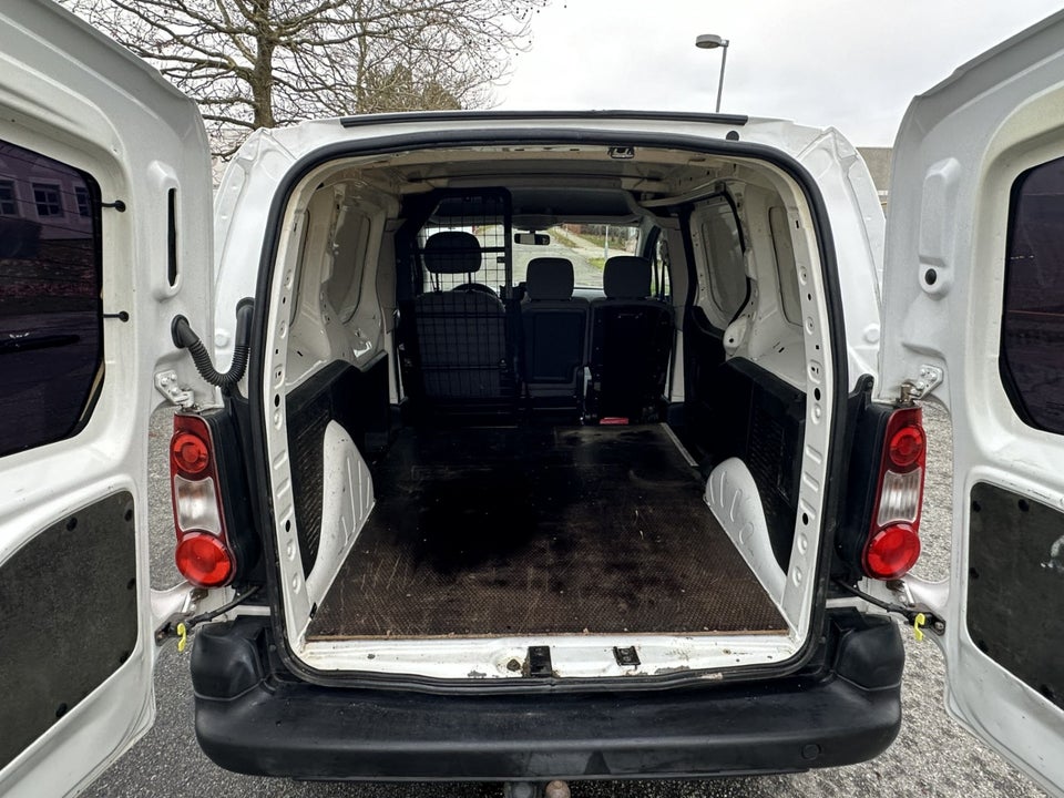 Peugeot Partner 1,6 BlueHDi 100 L1 Flex Van 5d