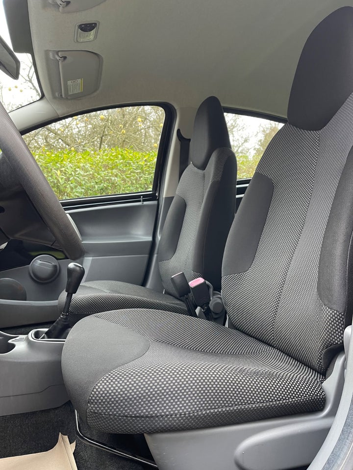 Toyota Aygo 1,0 Black 5d