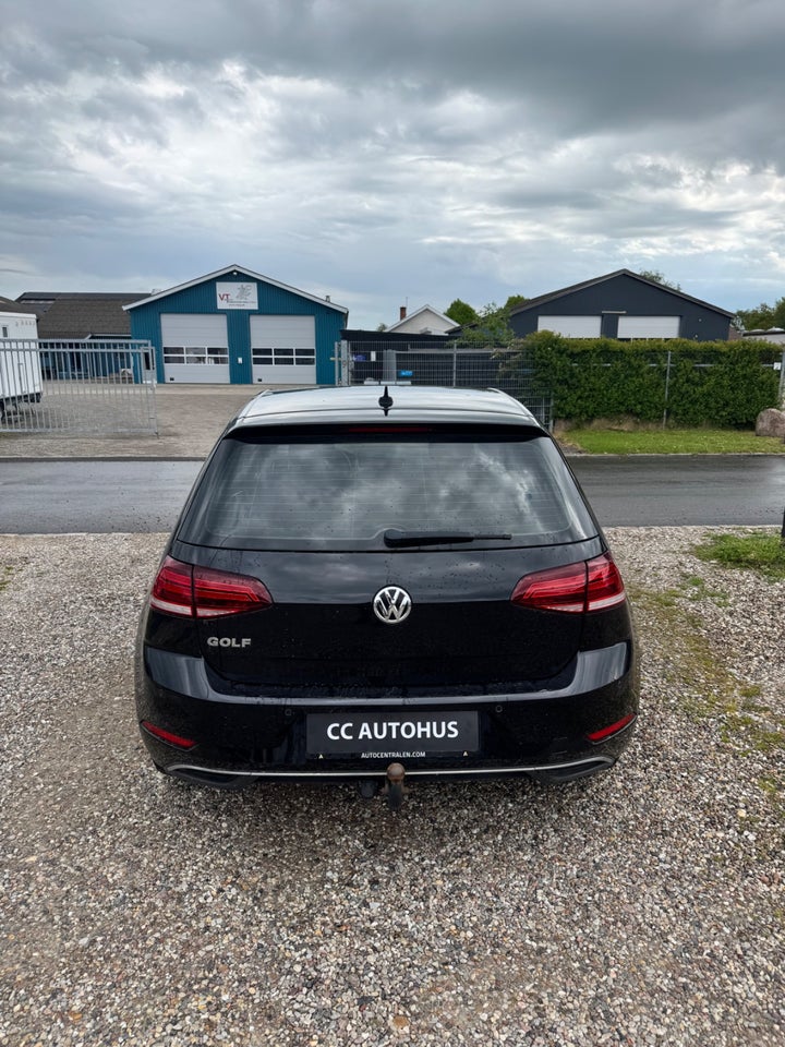 VW Golf VII 1,6 TDi 115 IQ.Drive DSG 5d