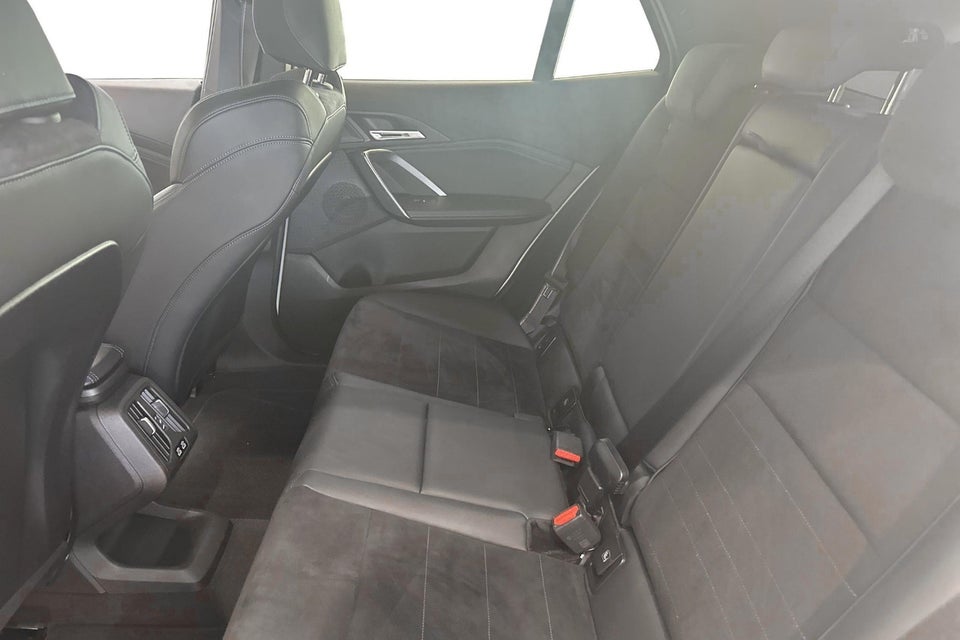 BMW iX2 eDrive20 M-Sport Pro 5d